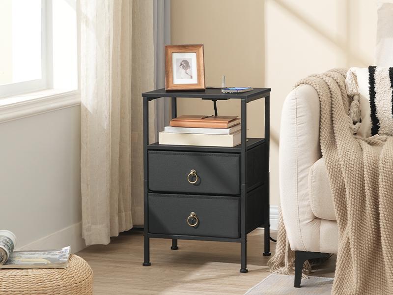  κομοδίνο με σταθμό φόρτισης