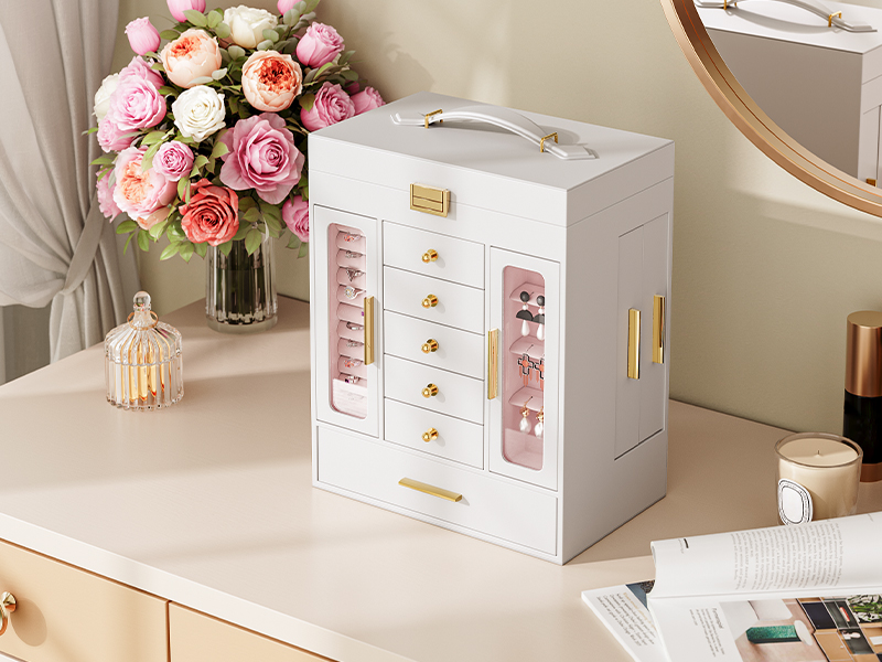 Κουτιά κοσμημάτων