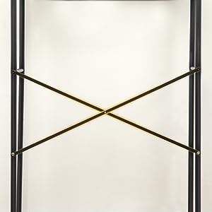 sopra il ripostiglio del WC