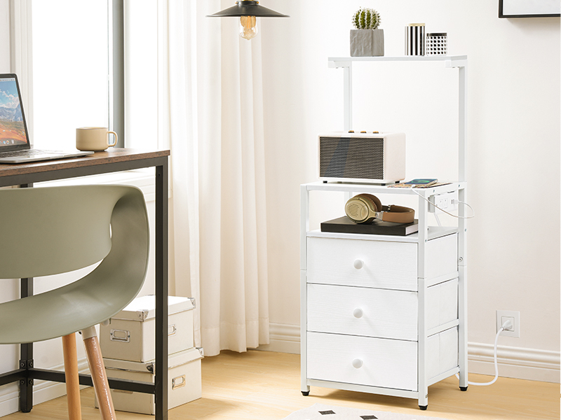  κομοδίνο με σταθμό φόρτισης