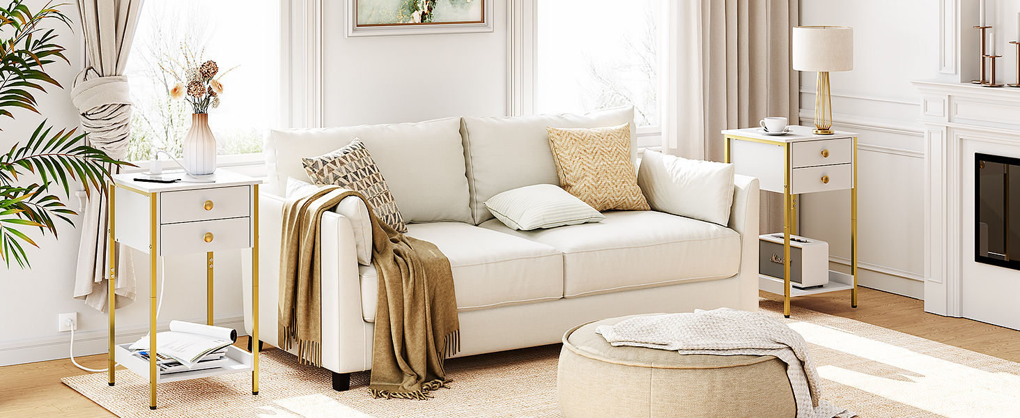 koncový stolík s nabíjacou stanicou