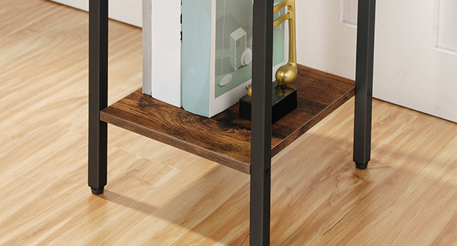 منضدة طويلة مع رف مفتوح