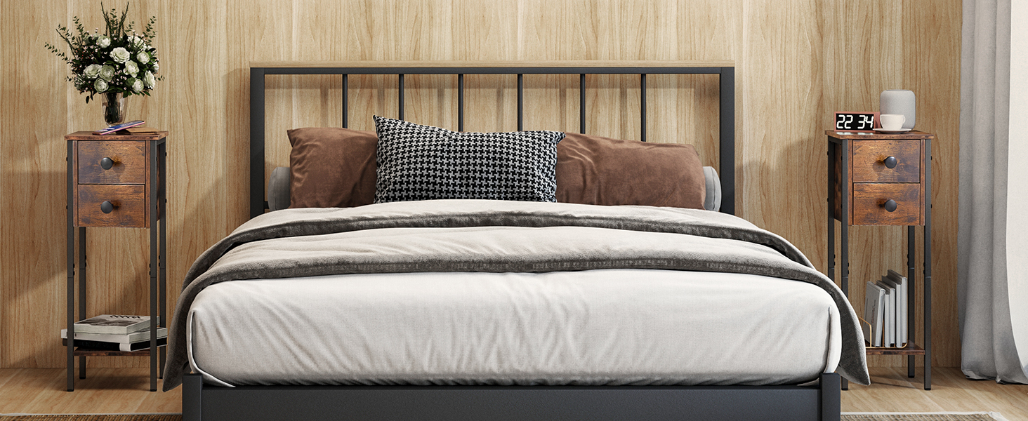 طاولة بجانب السرير ضيقة