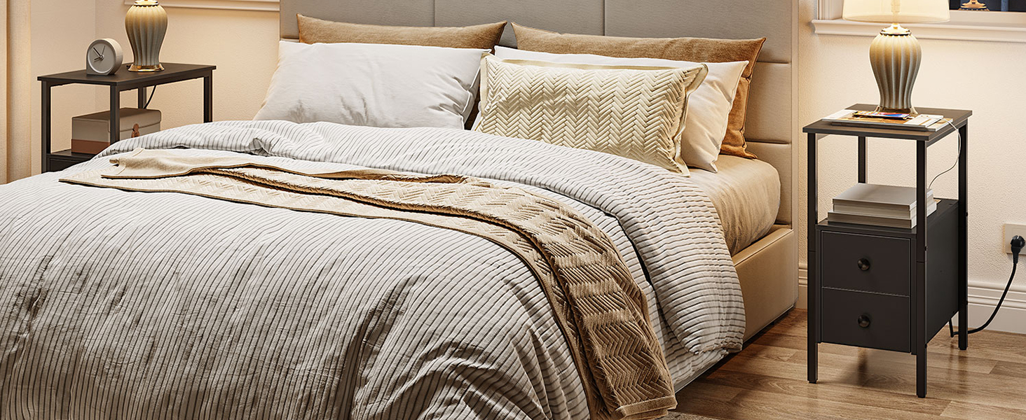 Boční stůl s nabíjecí stanicí, Sofatisch mit 2 Schubladen und USB-Anschluss und Steckdose