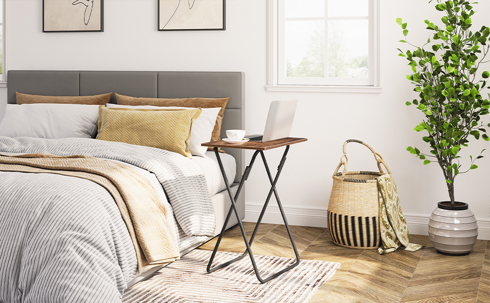 небольшой складной столик