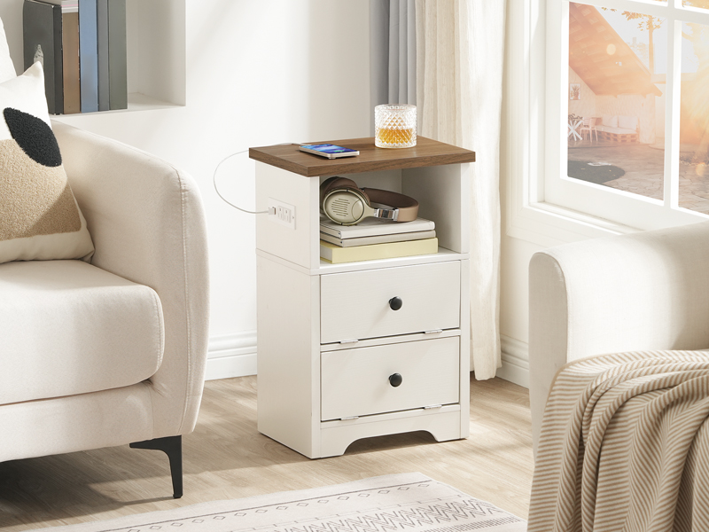 منضدة مع محطة شحن