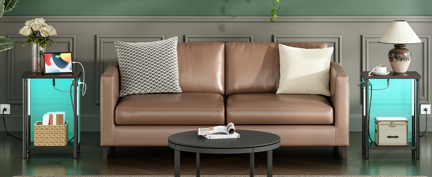 منضدة مع محطة شحن