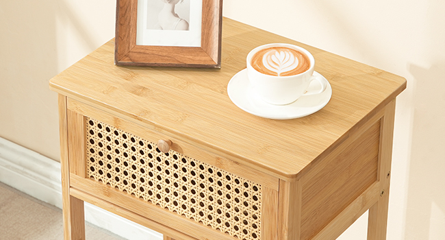 Высокая тумбочка