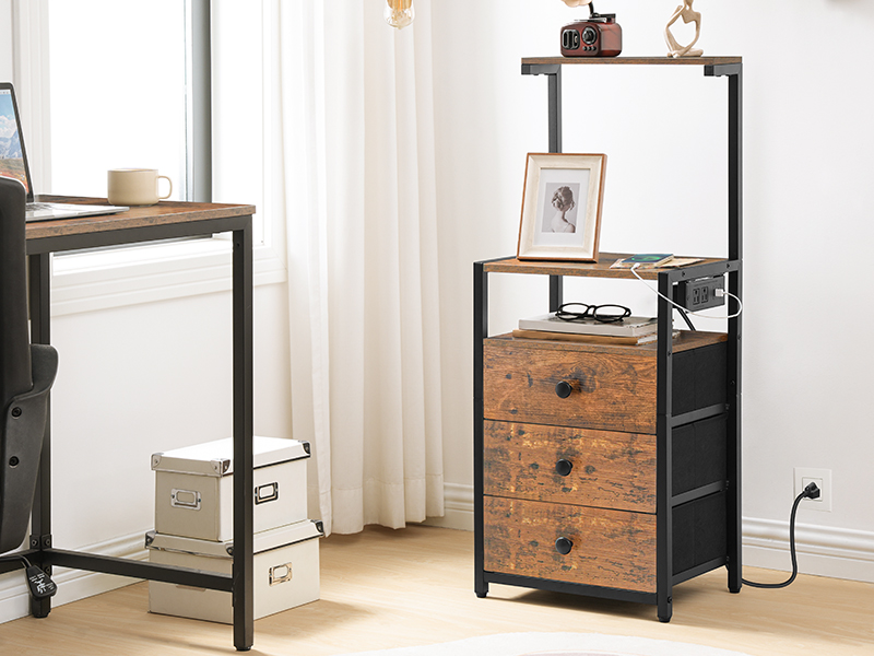  Νυχτερινό περίπτερο με σταθμό φόρτισης