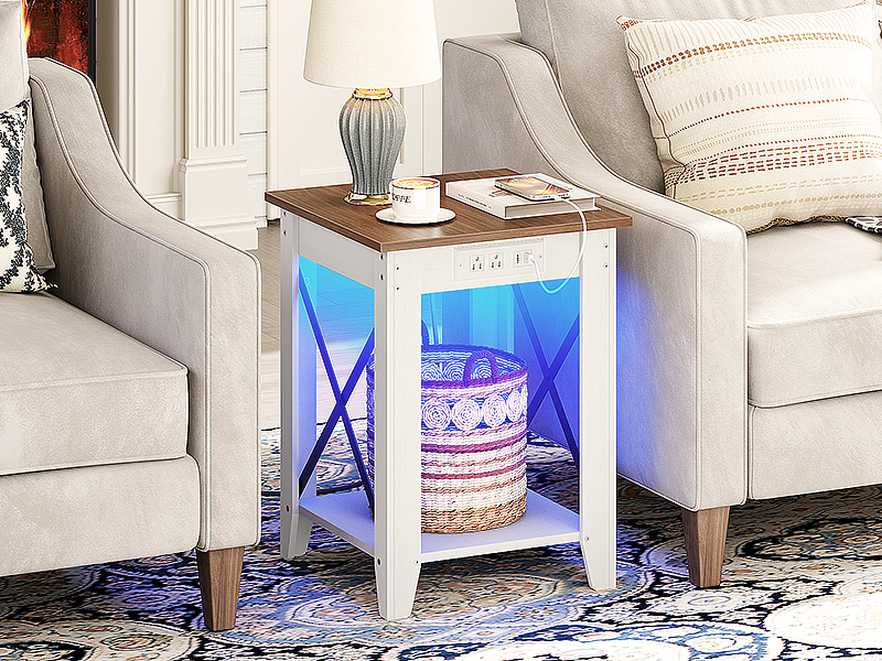 WH45UDBZ01 FARMHOUSE END TABLE مع محطة Charing