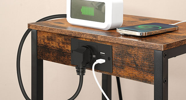 βοηθητικό τραπέζι με σταθμό φόρτισης