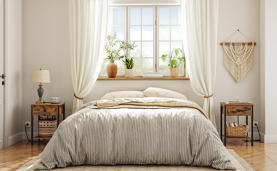 τελικό τραπέζι με σταθμό φόρτισης