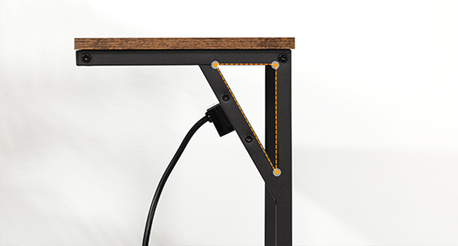 bočný stolík v tvare c