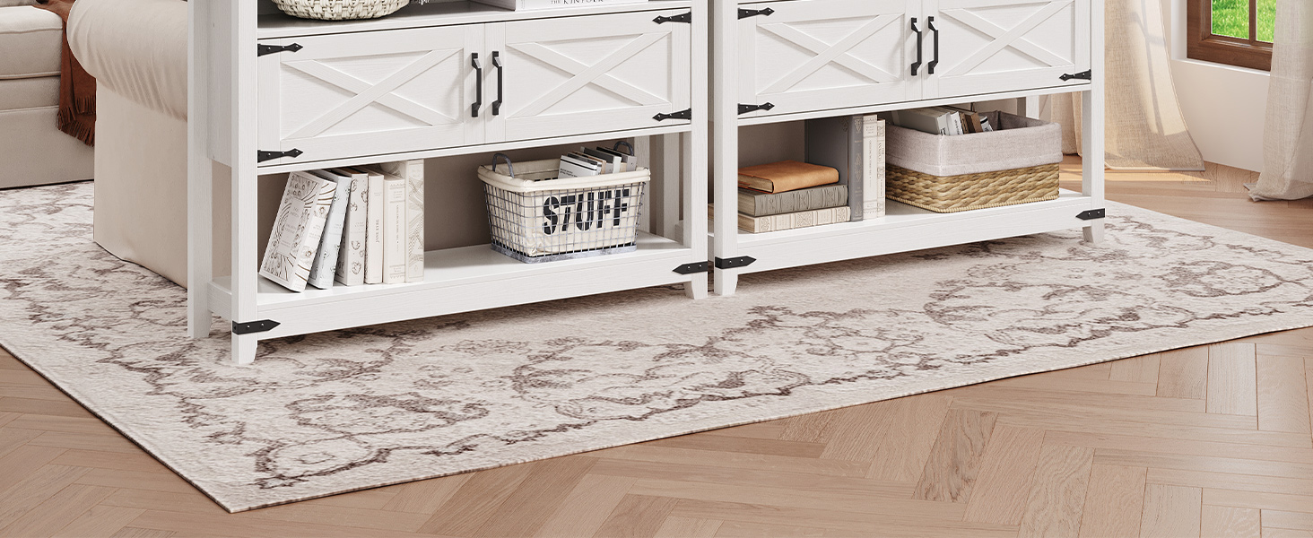 Maalaistalon sisäänkäyntipöytä