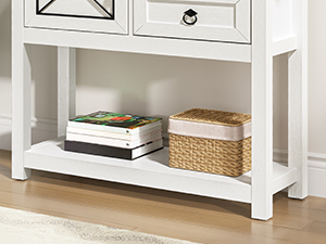 طاولة وحدة التحكم