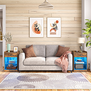 nachtkastje met laadstation en LED -lichten