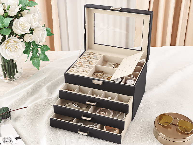 шкатулка для драгоценностей со стеклянной крышкой