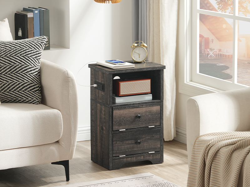 тумбочка с зарядной станцией